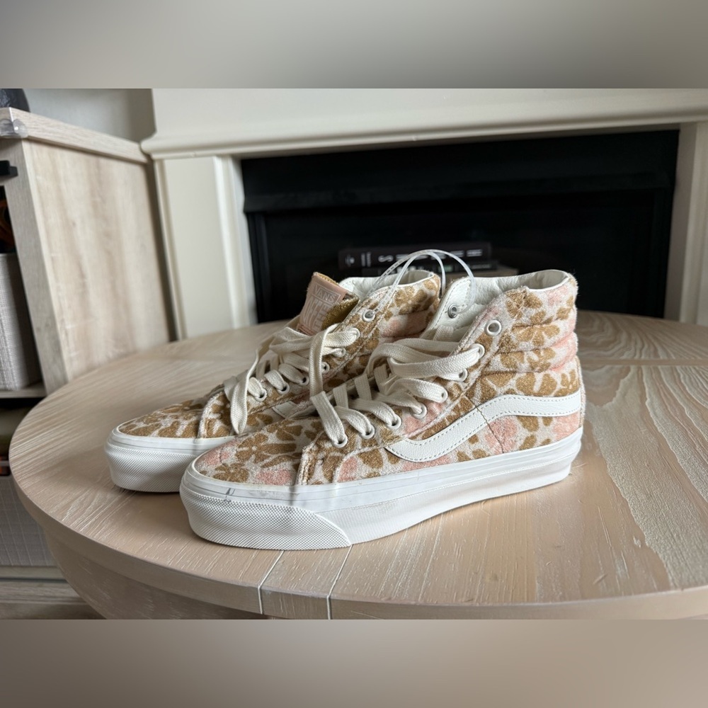 Vans|Women's High-Top Sneakers,Sk8 Hi Reissue 38 Groovy Floral Peach Colorway••• - Picture 5 of 16